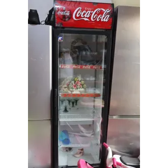 Réfrigérateur vitré commercial Coca-Cola